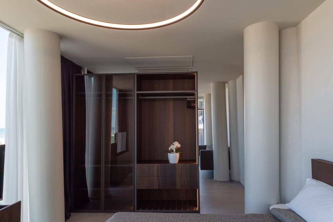 Hotel Commodore Cervia Luaran gambar