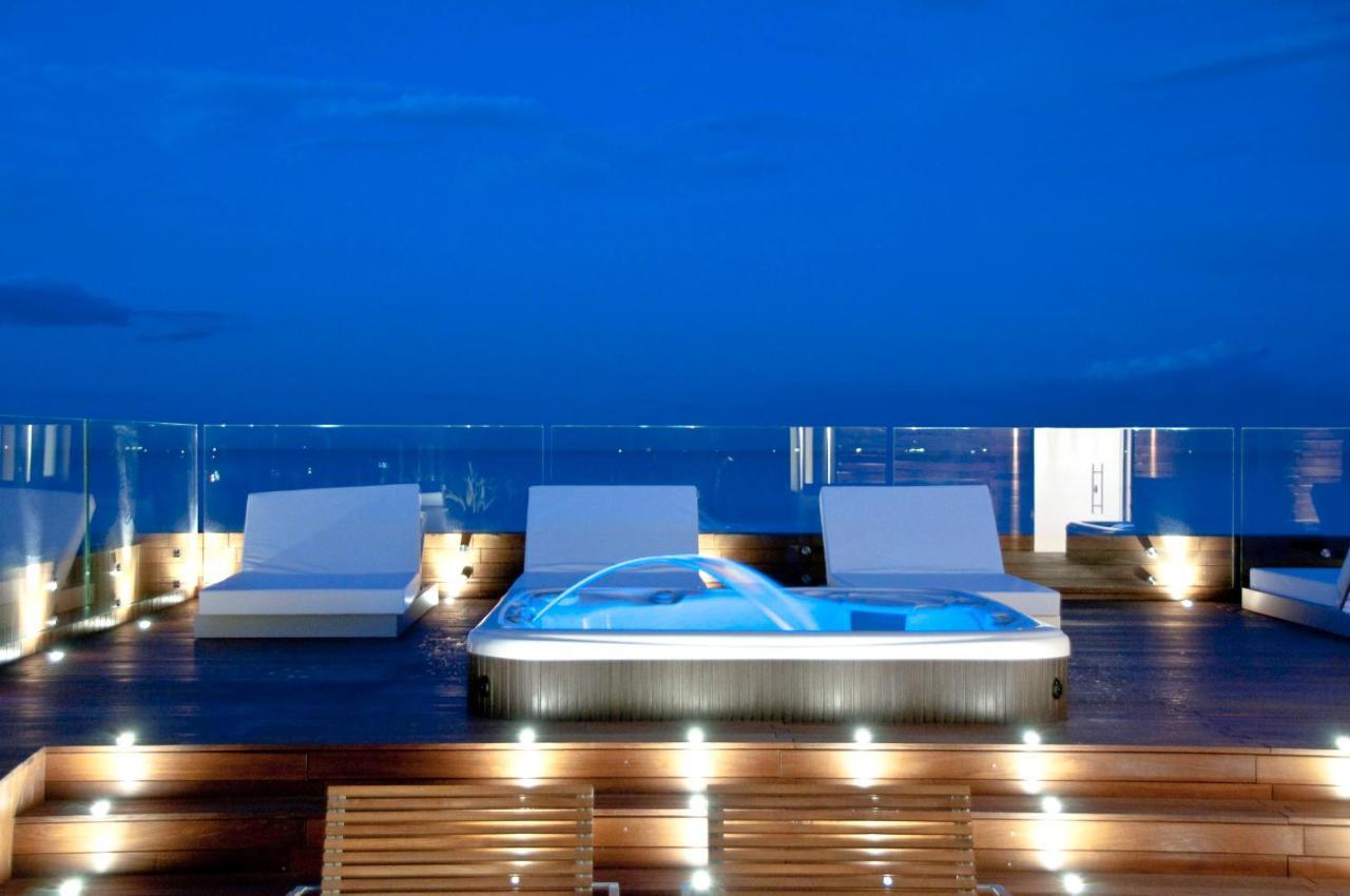Hotel Commodore Cervia Luaran gambar